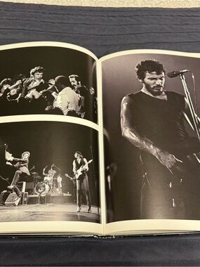 FOR YOU-Original Stories & Photographs by BRUCE SPRINGSTEEN’S Legendary Fans